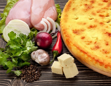 Осетинский пирог с курятиной (филе), грибами и сыром